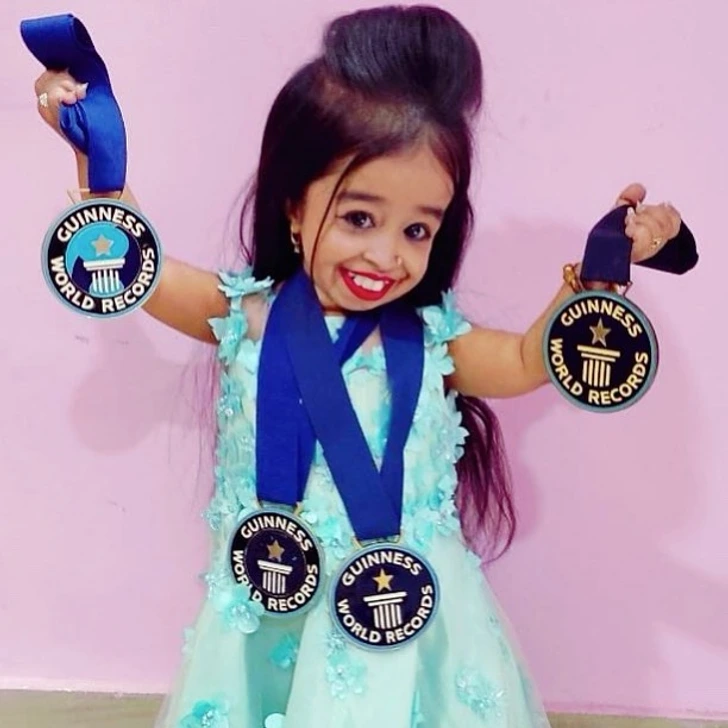 World's Shortest Living Woman says she's 'strong, independent and confident'